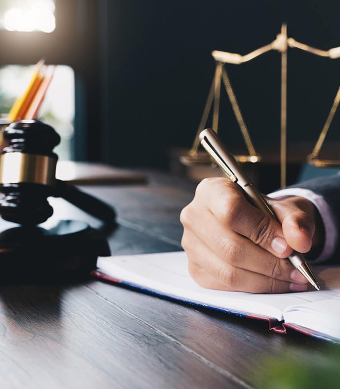 LEGAL HELP - Image 1