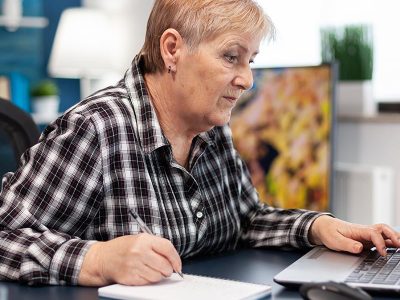 eldery jobs (1)